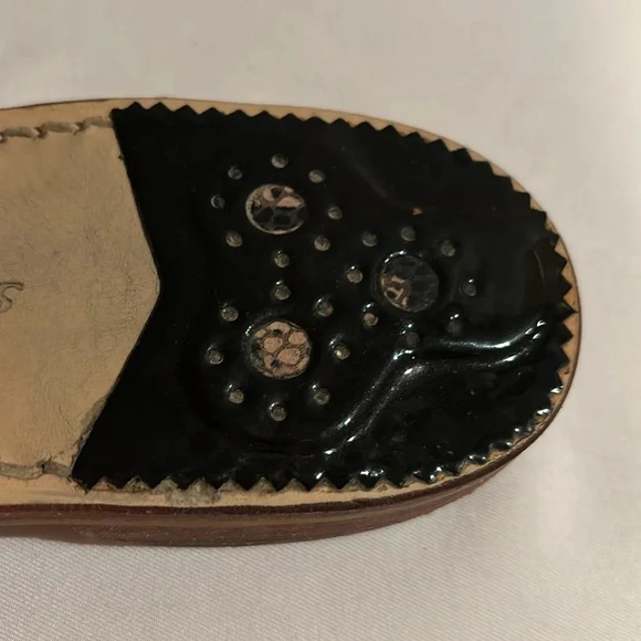 Jack Rogers Women's Snake Skin Tan Black Patent Sandals Flip Flops Size 8M - Picture 16 of 16